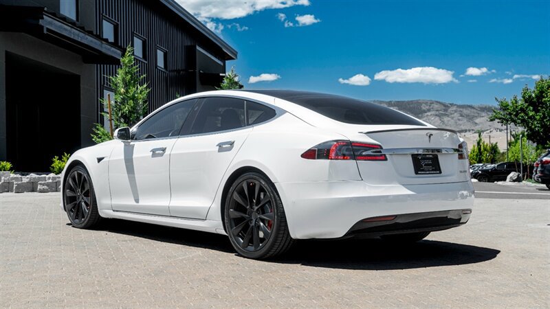 Used 2020 Tesla Model S Performance AWD/4WD image 2