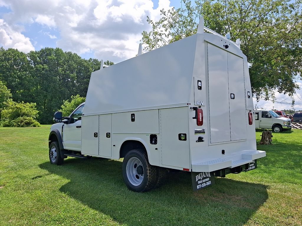 New 2026 Ford F550 4x4 Regular Cab Super Duty image 3