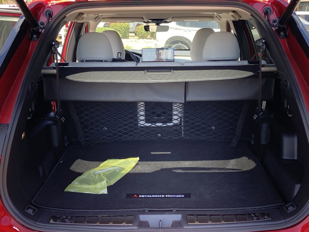 New 2026 Mitsubishi Outlander SE FWD image 23