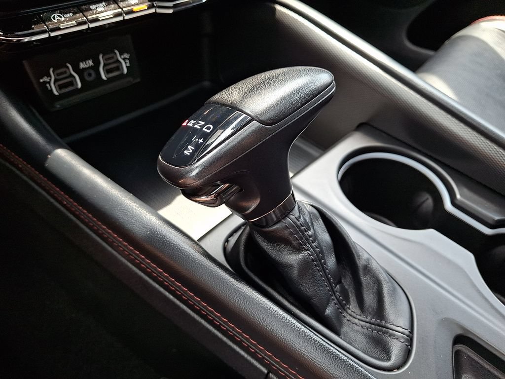 Used 2024 Dodge Durango GT AWD/4WD image 16