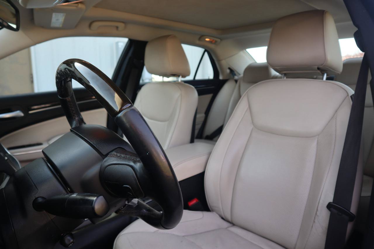 Used 2015 Chrysler 300 C w/ Light Group RWD image 56