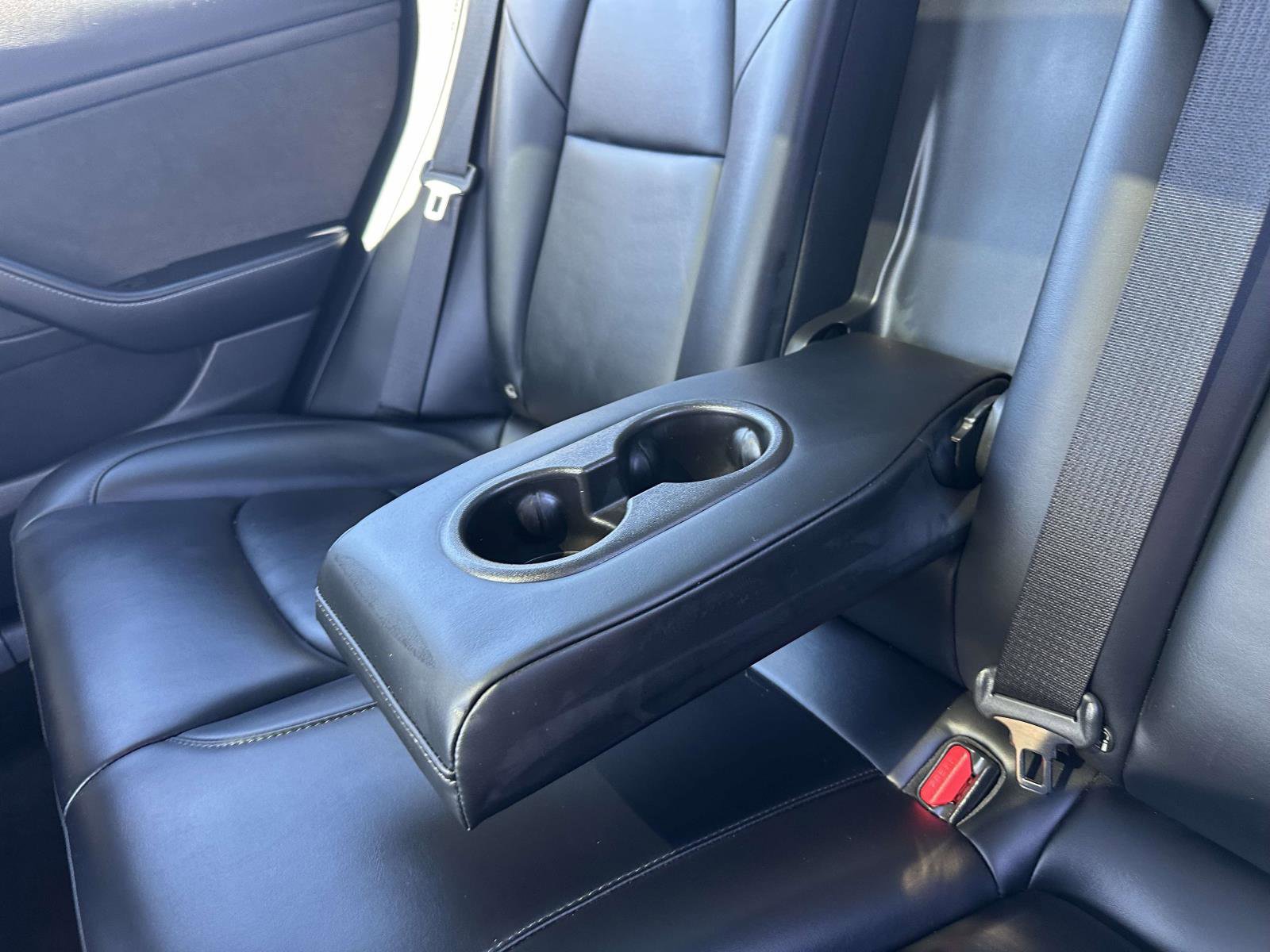 Used 2022 Tesla Model 3 Long Range image 19