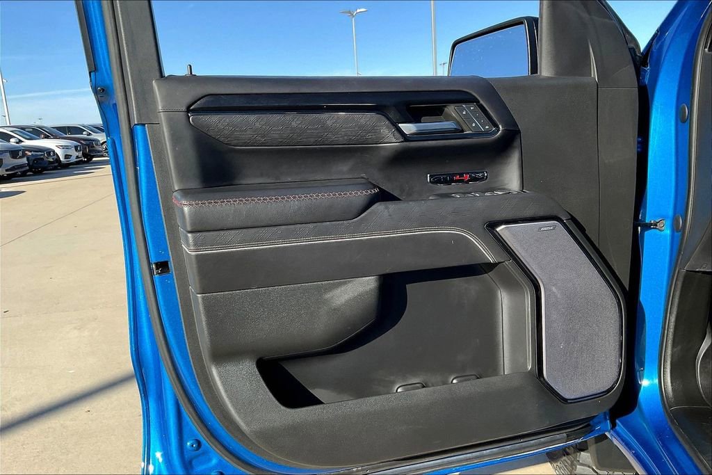 Used 2022 GMC Sierra 1500 AT4X image 23