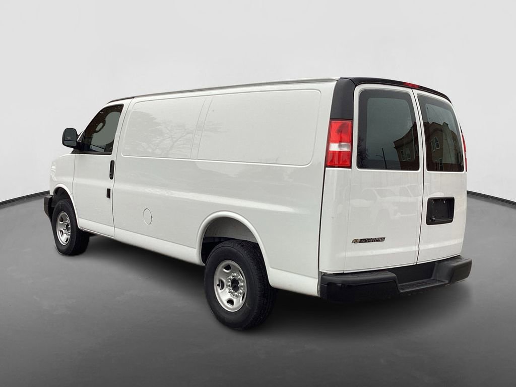 New 2025 Chevrolet Express 2500 image 7