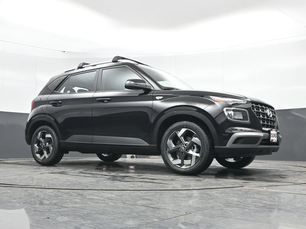 New 2026 Hyundai Venue SEL FWD image 41