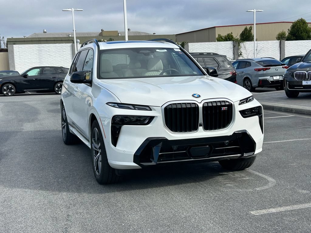 Used 2026 BMW X7 M60i AWD/4WD image 7