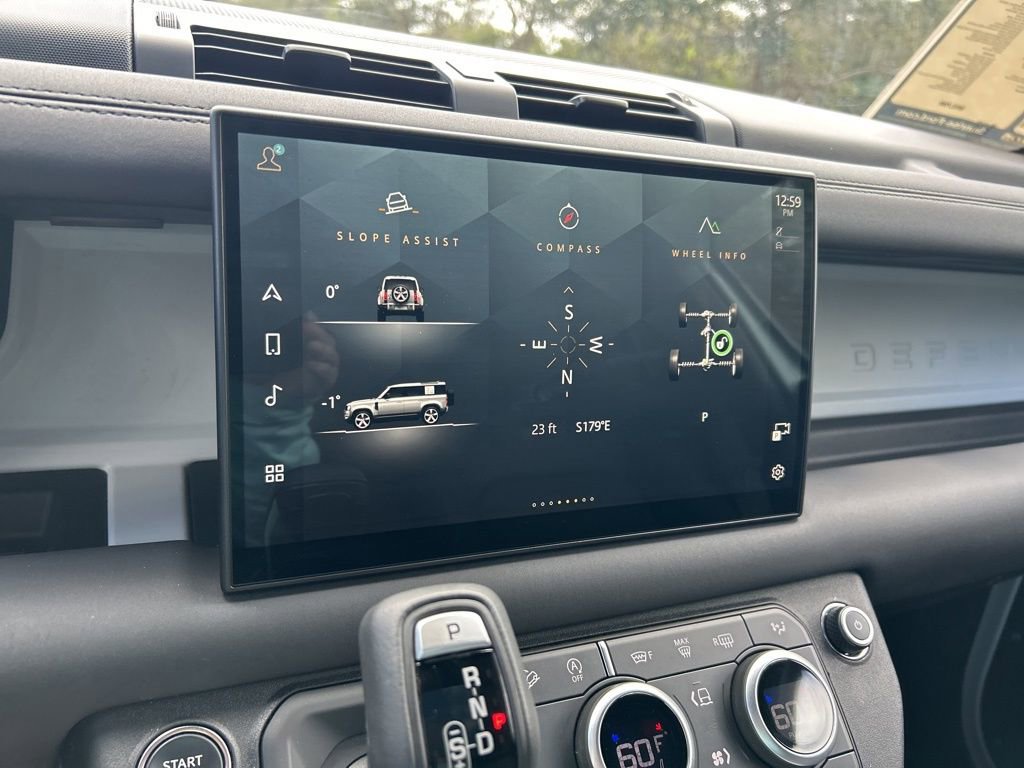 Used 2025 Land Rover Defender 110 S image 33