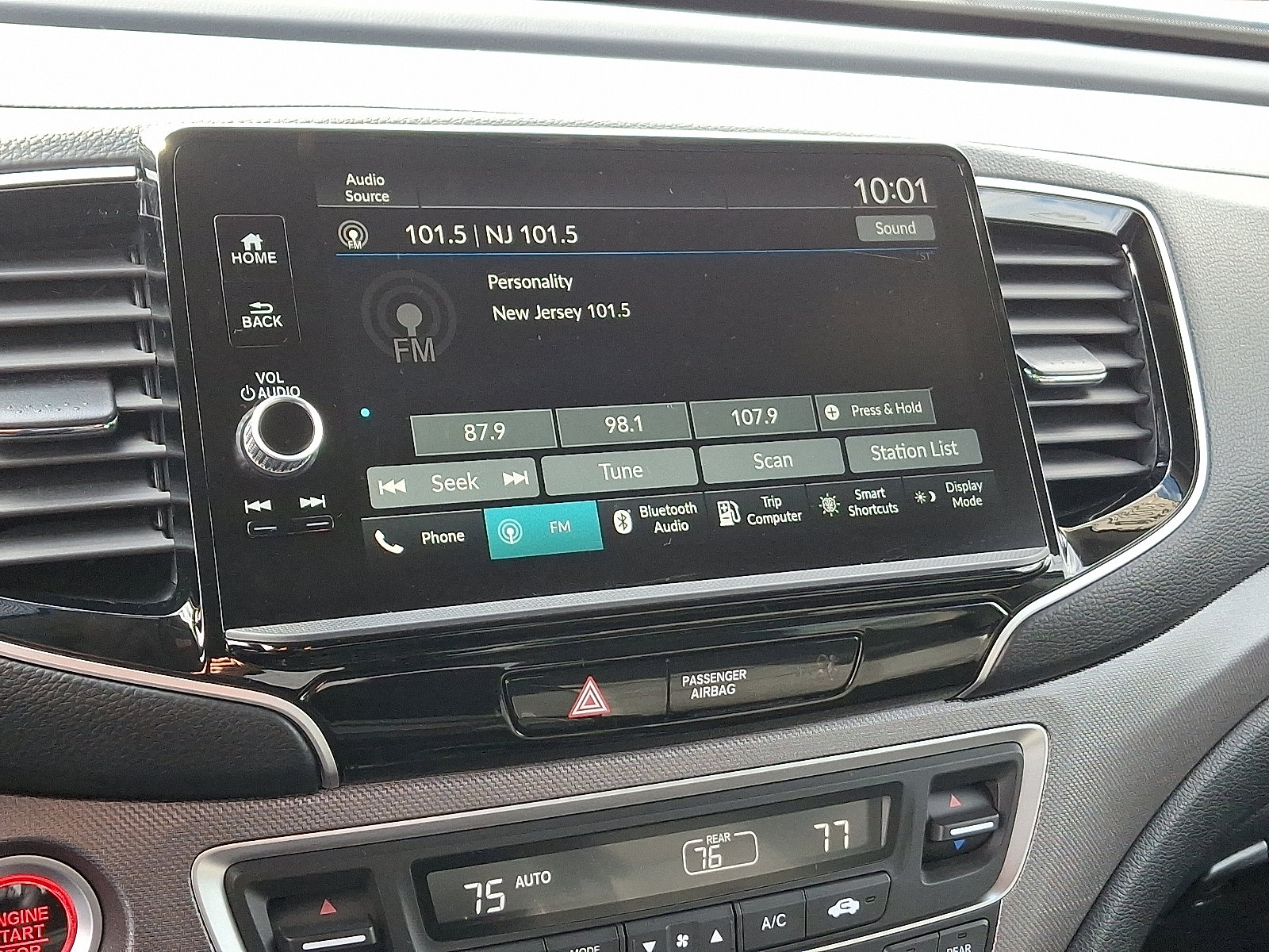 Used 2024 Honda Ridgeline Sport image 16