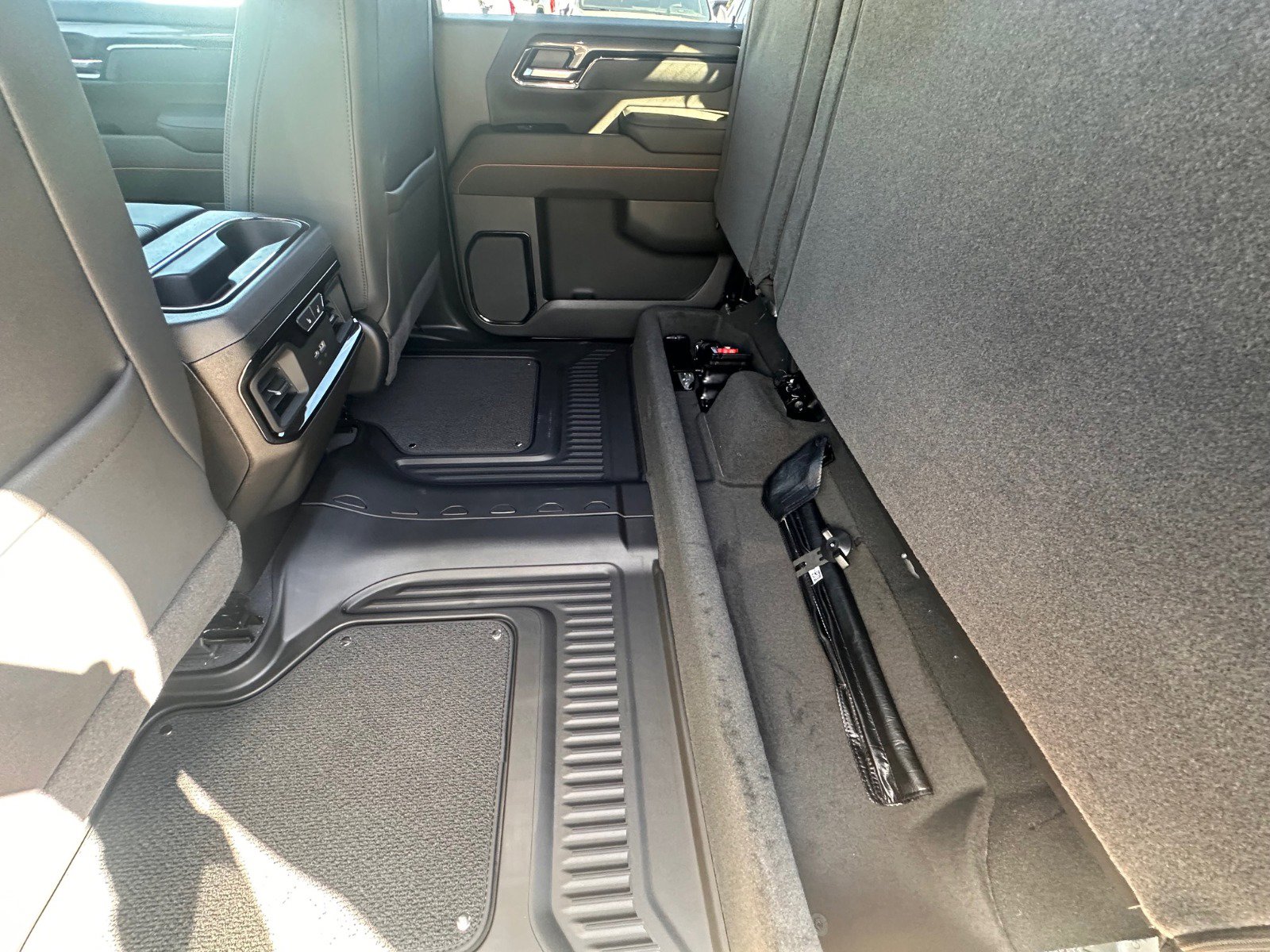 New 2026 GMC Sierra 2500 AT4 w/ AT4 Preferred Package image 24