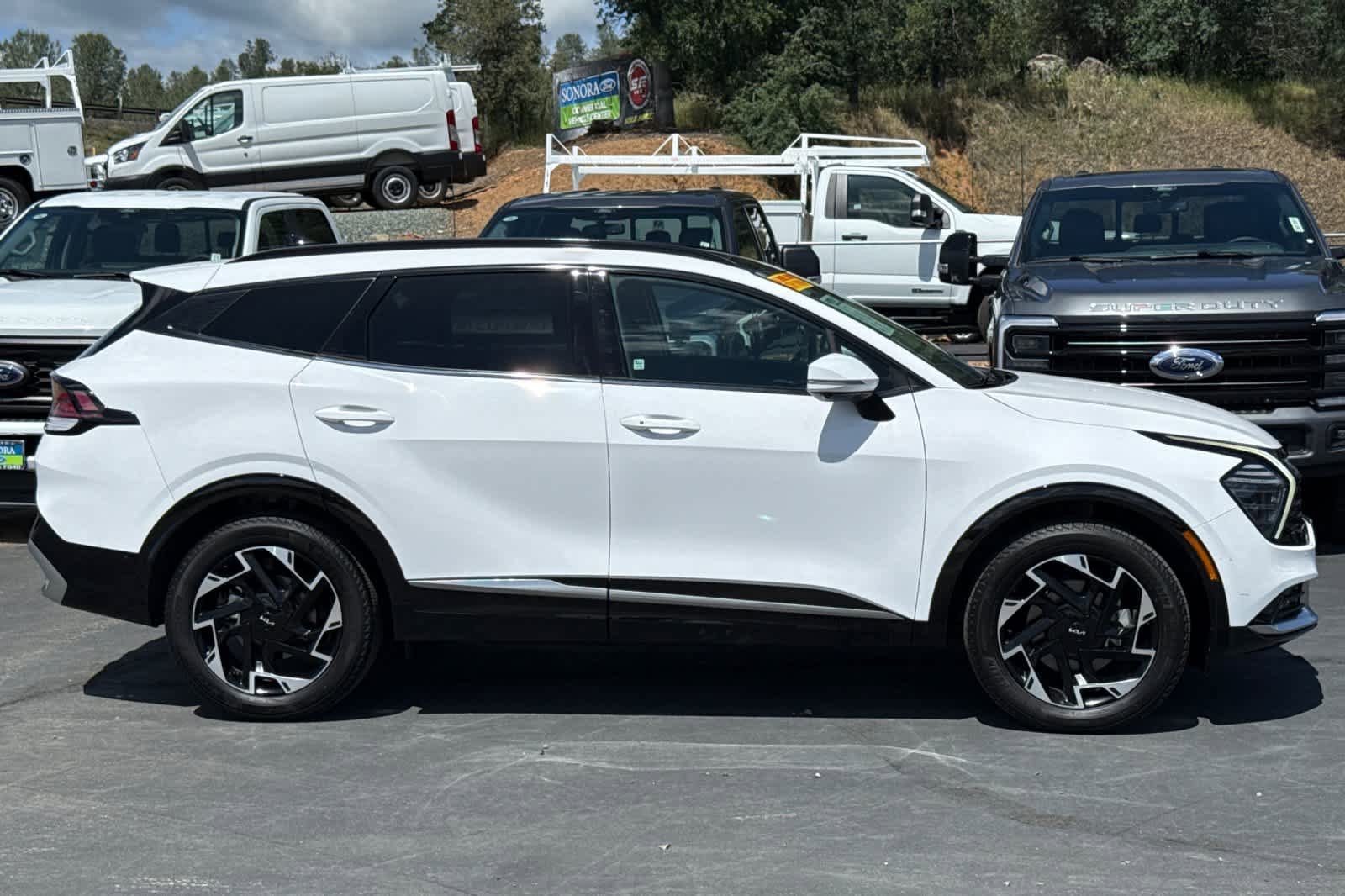 Used 2024 Kia Sportage SX AWD/4WD image 3