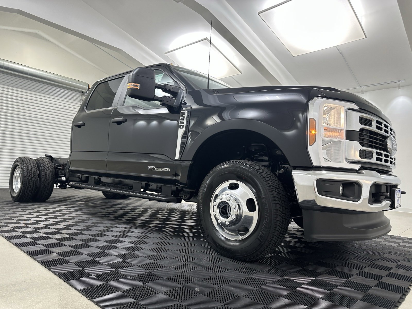 New 2025 Ford F350 XL w/ XL Chrome Package image 1