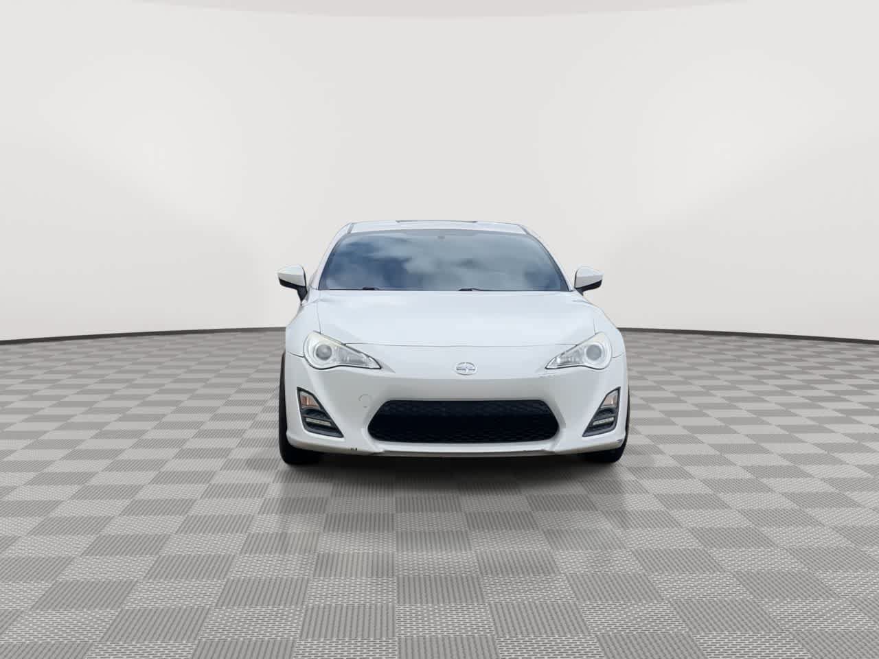 Used 2015 Scion FR-S RWD image 3