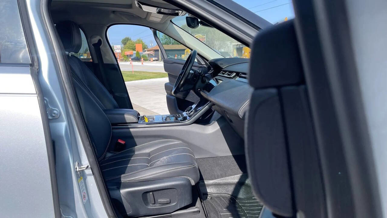 Used 2018 Land Rover Range Rover Velar S image 16