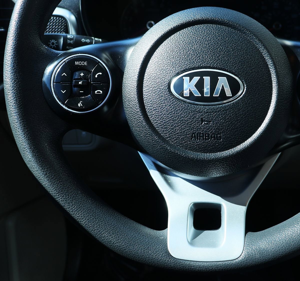 Used 2020 Kia Soul S FWD image 51