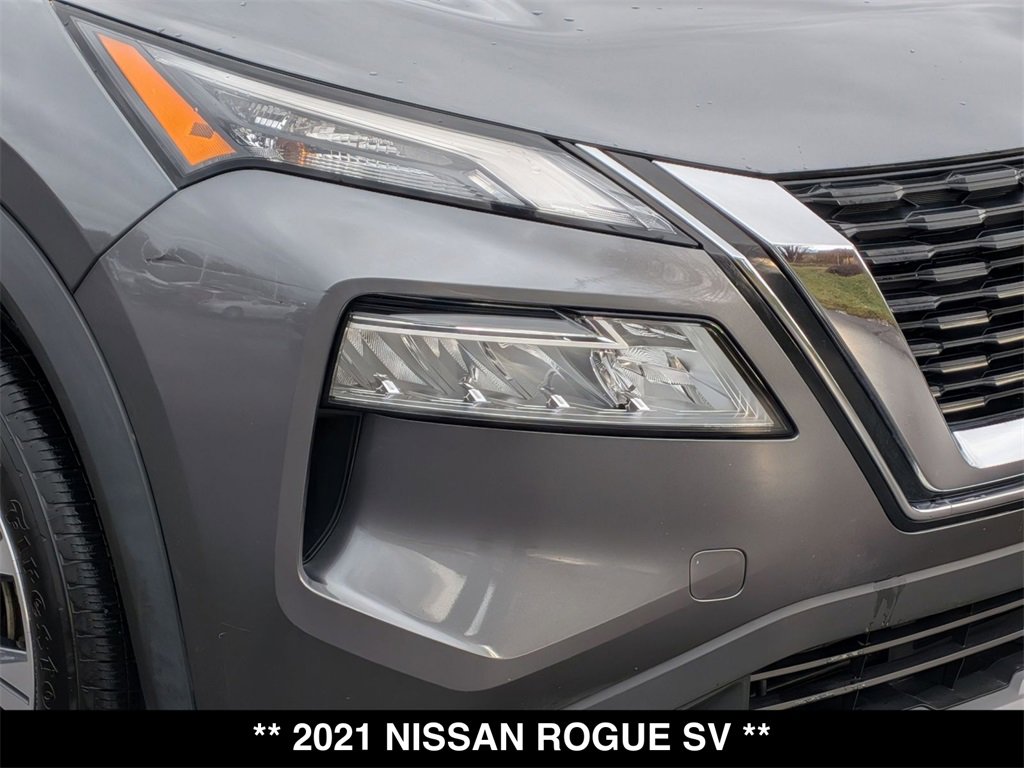 Used 2021 Nissan Rogue SV image 18