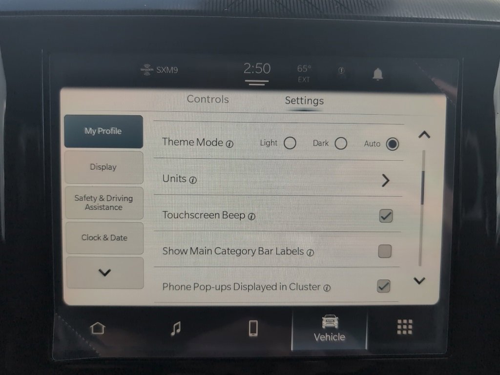 New 2025 RAM 1500 4x4 Crew Cab image 39