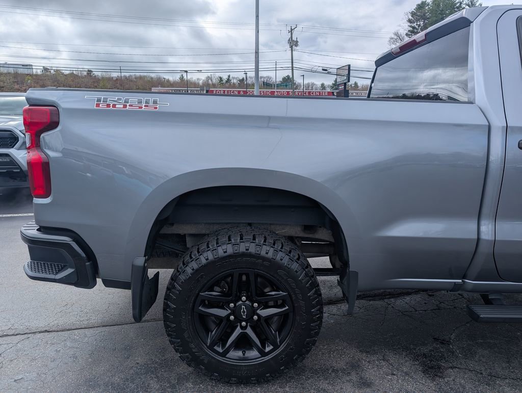 Used 2020 Chevrolet Silverado 1500 Custom Trail Boss w/ Custom Convenience Package AWD/4WD image 8