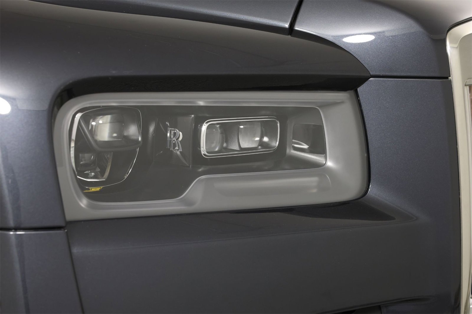 Certified 2024 Rolls-Royce Cullinan image 29