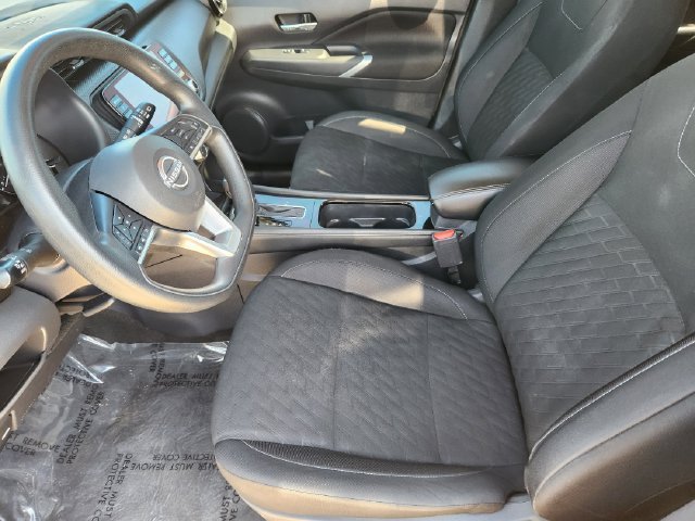 Used 2023 Nissan Kicks SV FWD image 13
