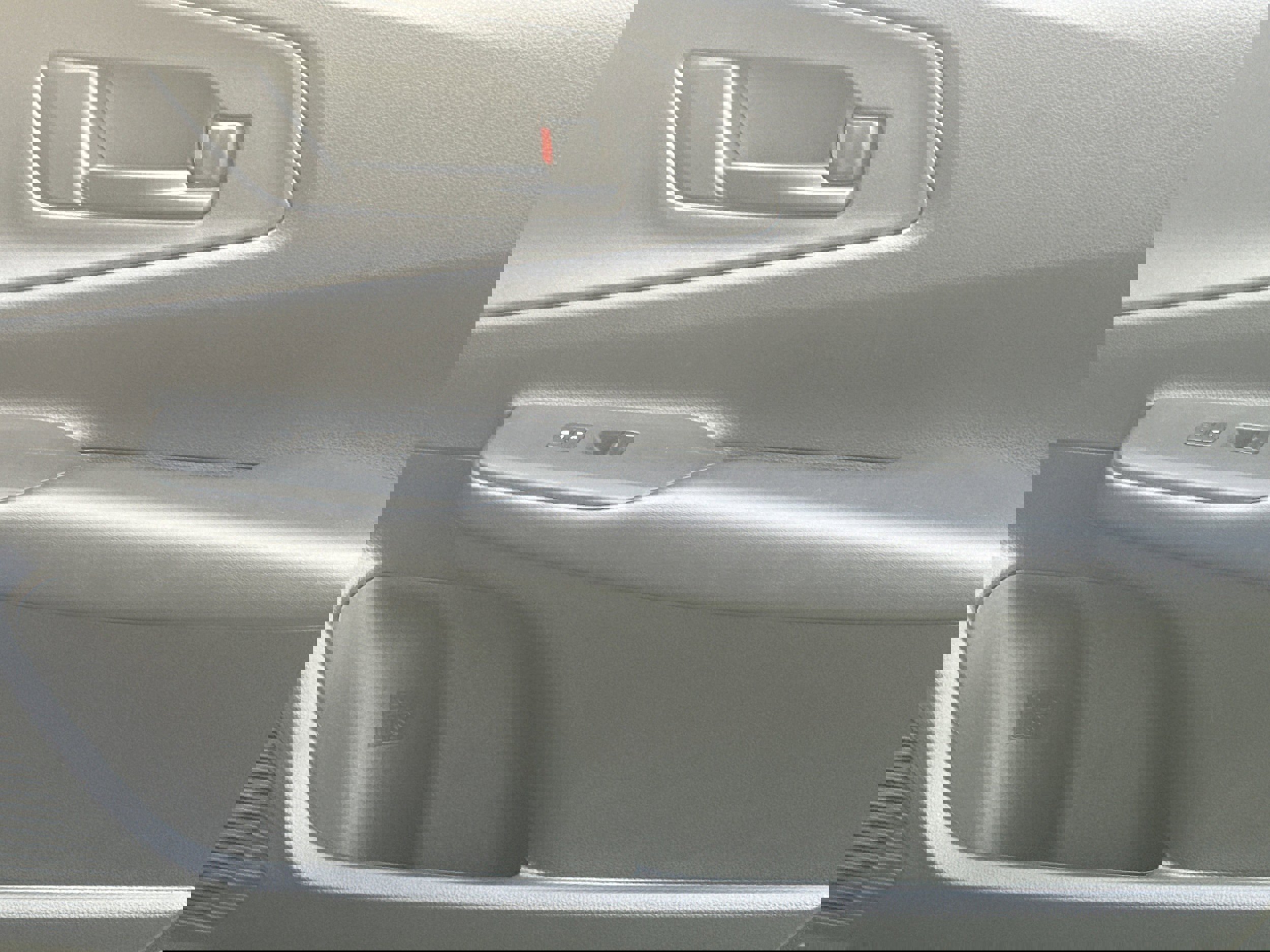 Used 2025 Toyota Prius Plug-In Hybrid image 14