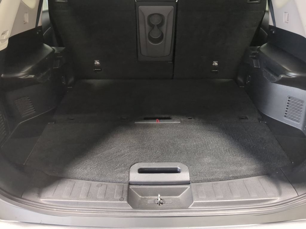 Used 2017 Nissan Rogue SV AWD/4WD image 35