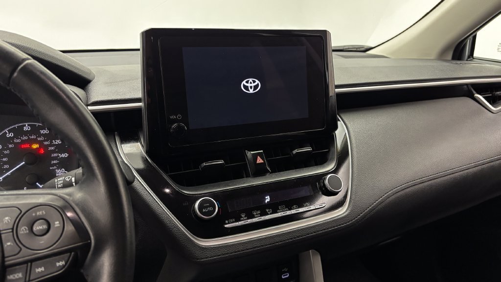 Certified 2025 Toyota Corolla Cross LE FWD image 23