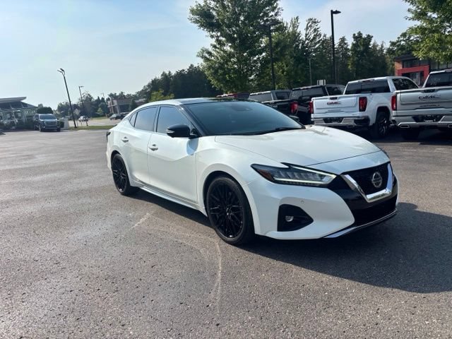 Used 2019 Nissan Maxima SR w/ Premium Package FWD image 4
