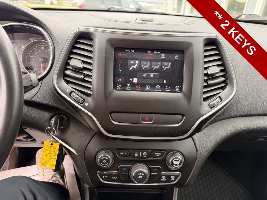 Used 2019 Jeep Cherokee Sport w/ Cold Weather Group AWD/4WD image 20