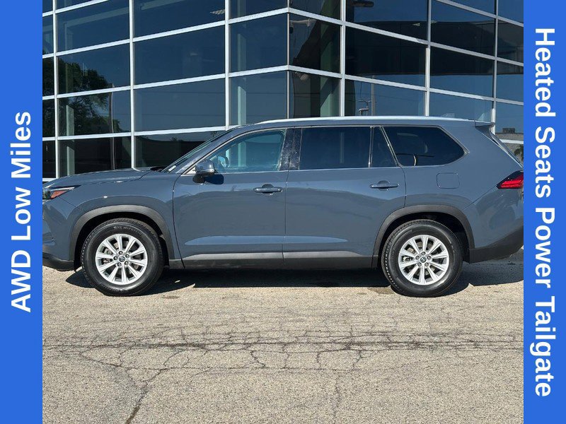 Used 2024 Toyota Grand Highlander AWD image 7
