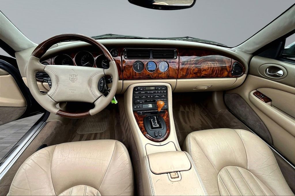 Used 1998 Jaguar XK8 Convertible RWD image 7