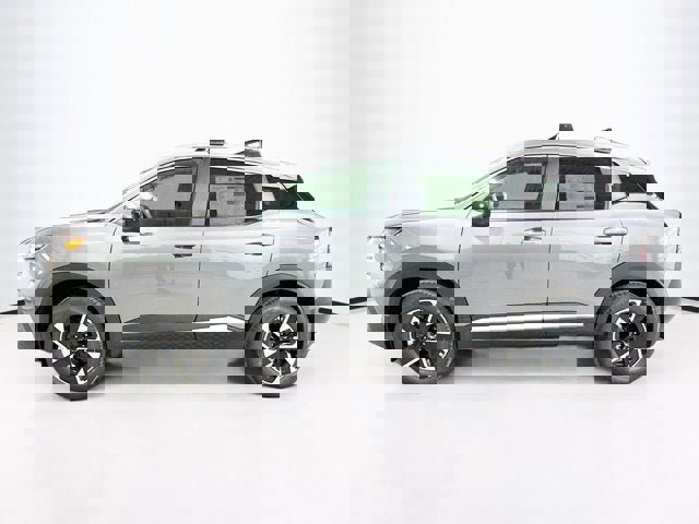 New 2026 Nissan Kicks SV image 8