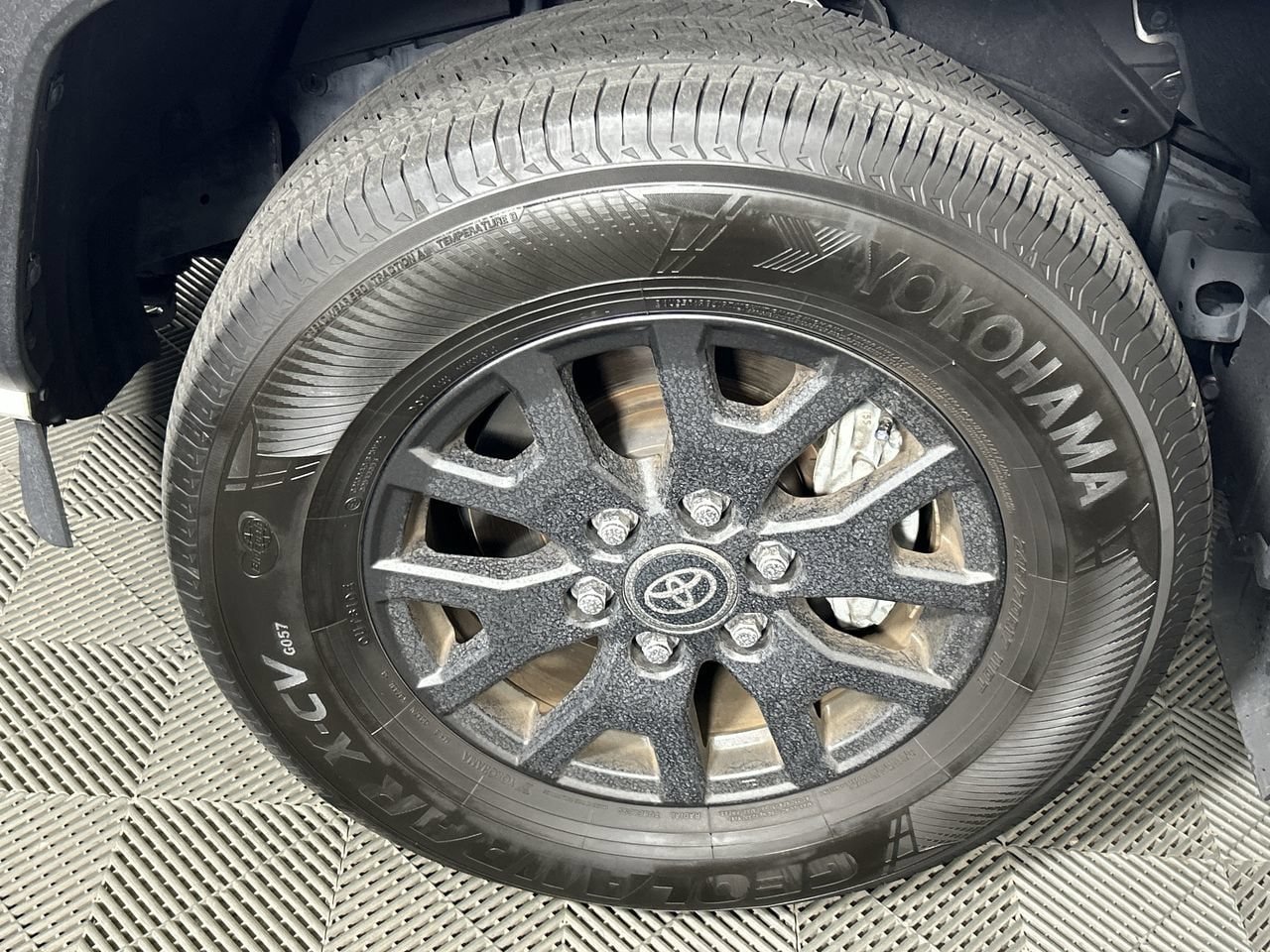 Used 2025 Toyota 4Runner SR5 RWD image 10