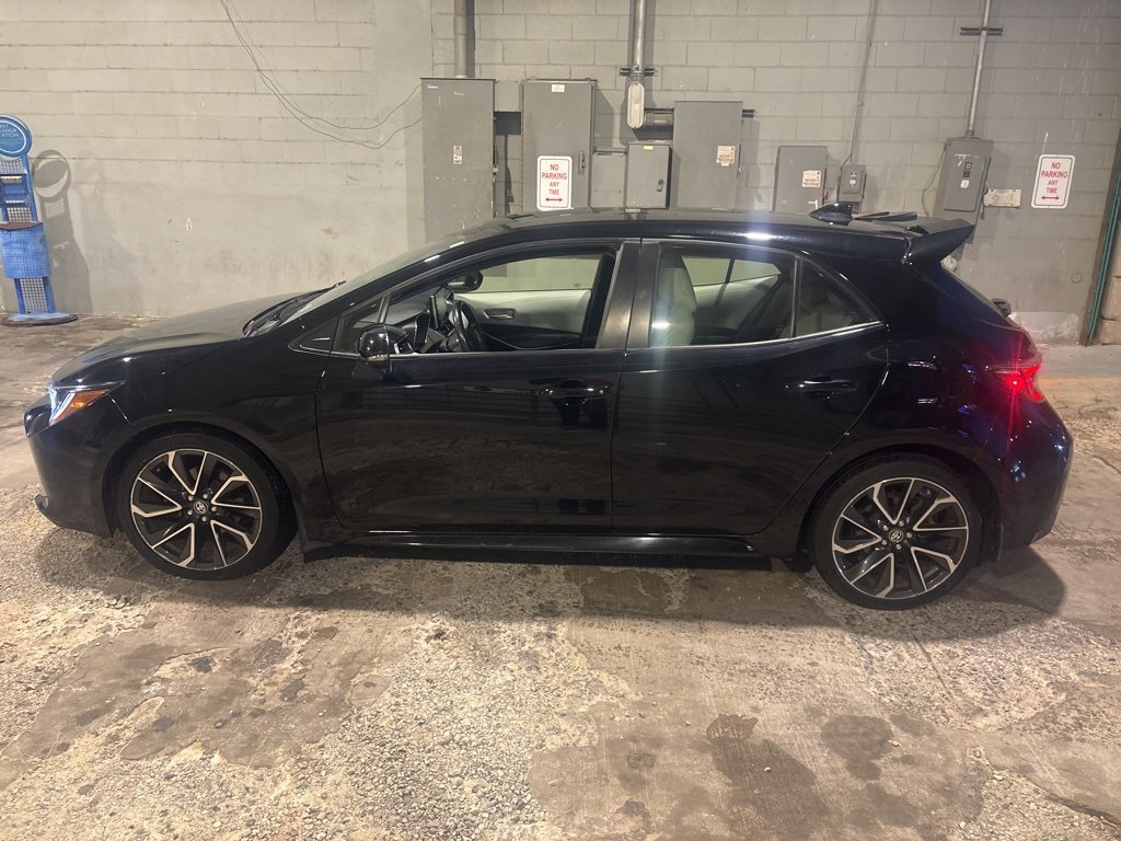 Used 2020 Toyota Corolla XSE image 6