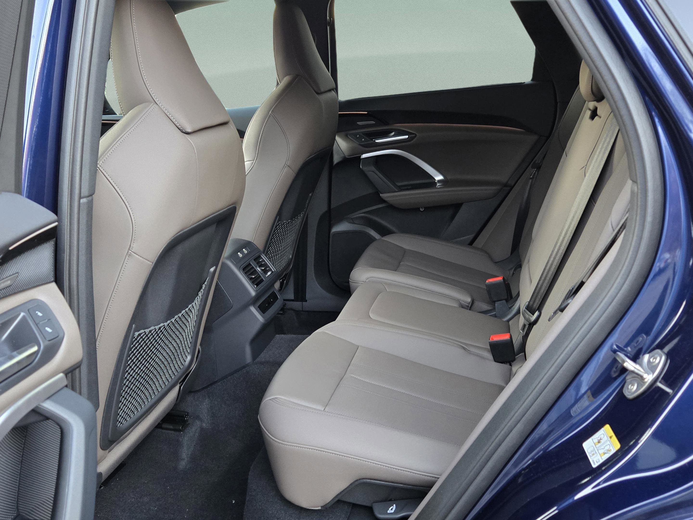 New 2025 Audi Q5 Premium Plus image 32