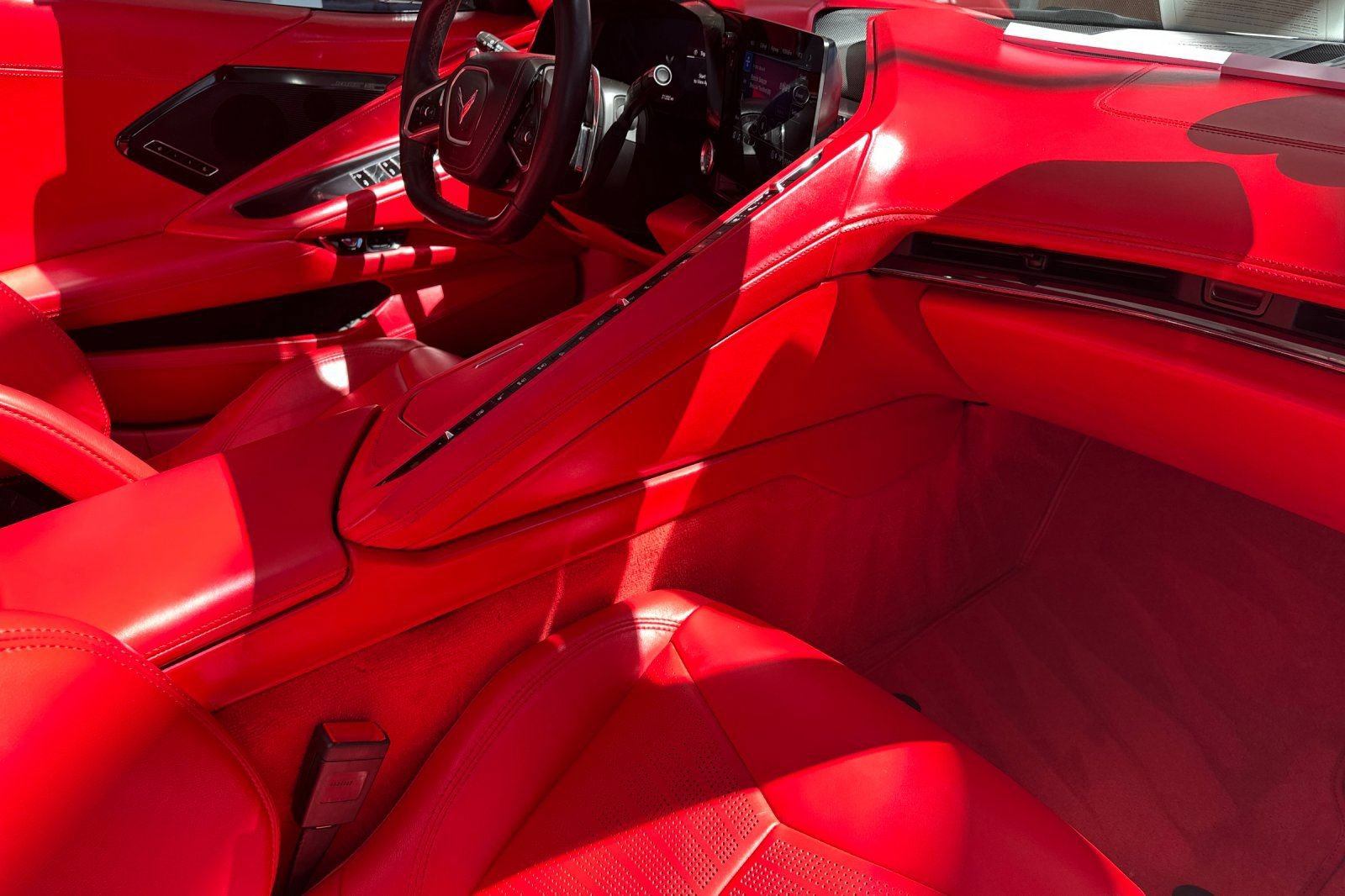 Used 2023 Chevrolet Corvette Stingray Premium Conv w/ Z51 Performance Package RWD image 13