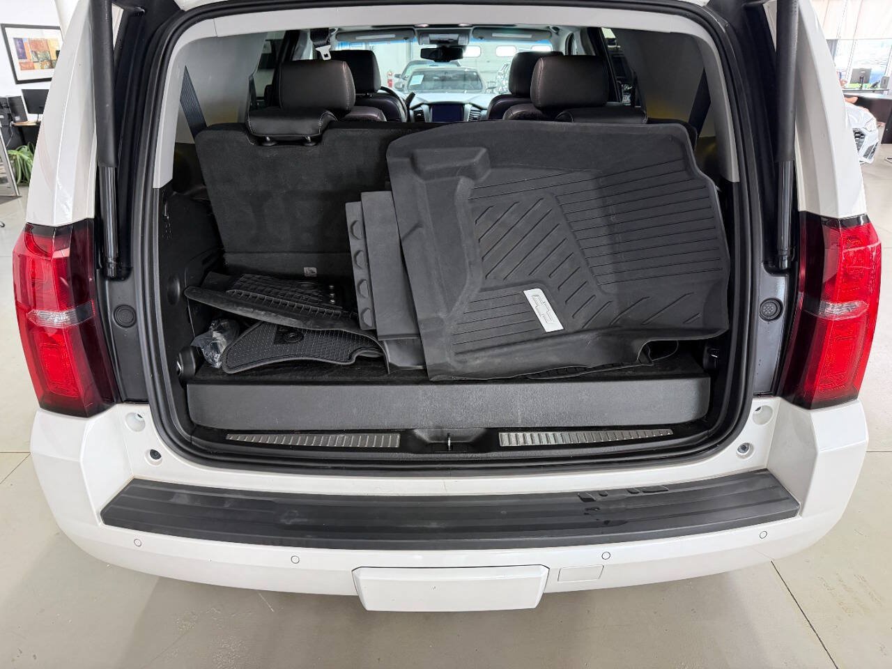 Used 2018 Chevrolet Tahoe LT AWD/4WD image 9
