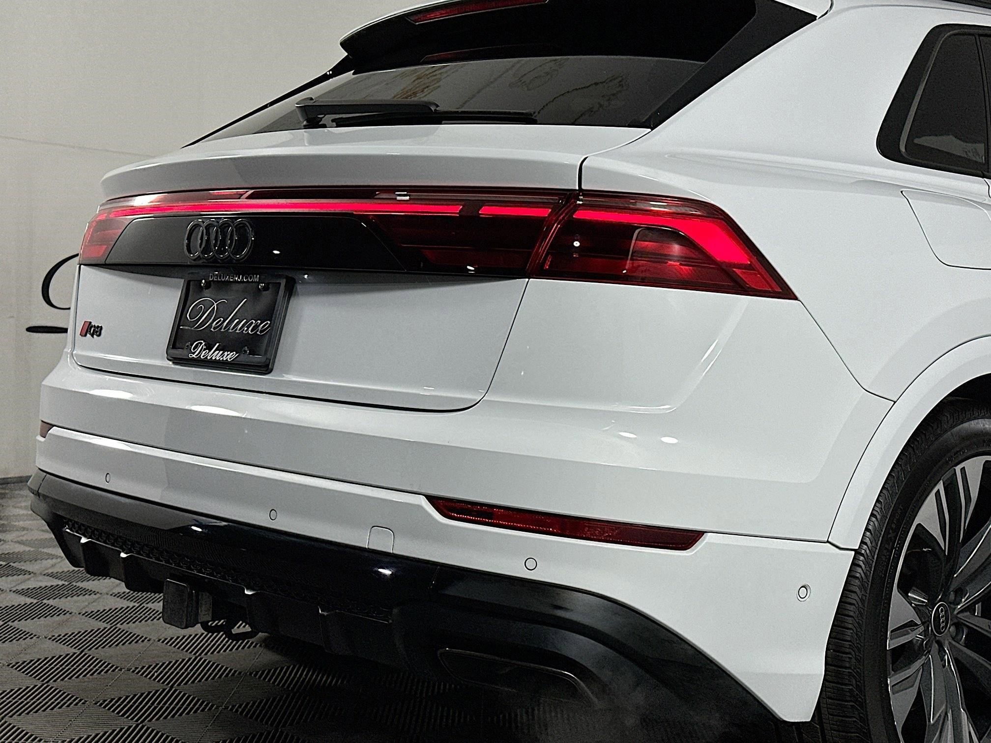 Used 2024 Audi Q8 Prestige w/ Prestige Package AWD/4WD image 25