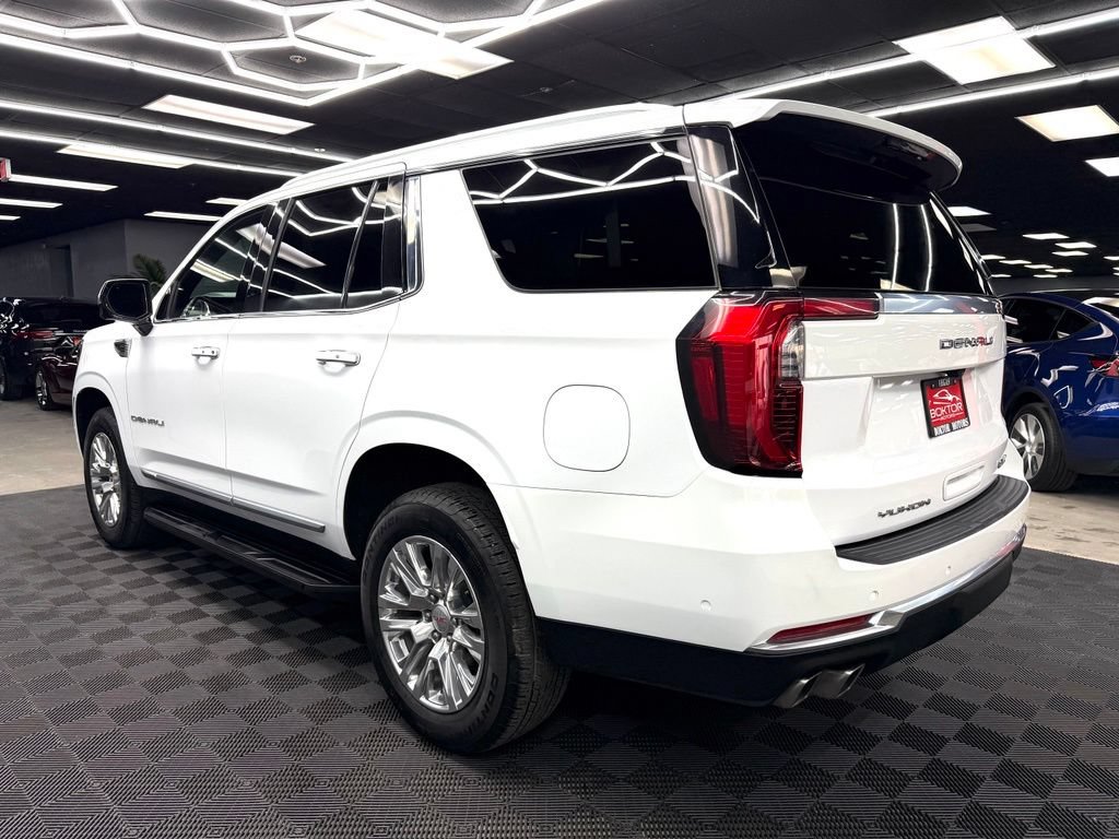 Used 2025 GMC Yukon Denali AWD/4WD image 11