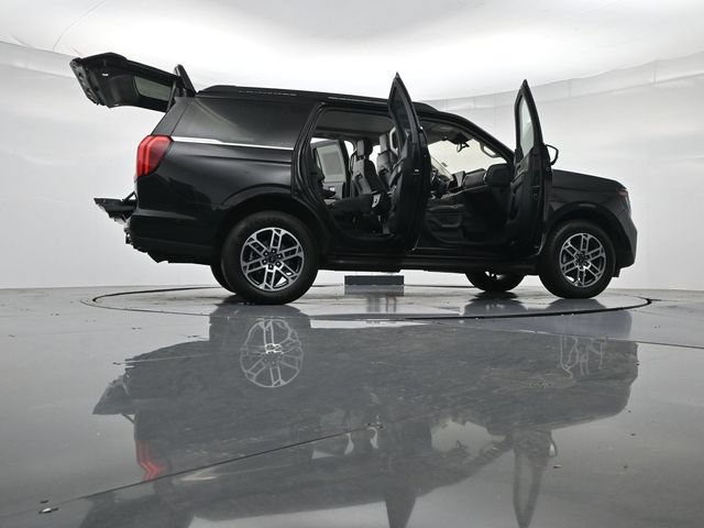 Certified 2025 Ford Expedition Active RWD image 58