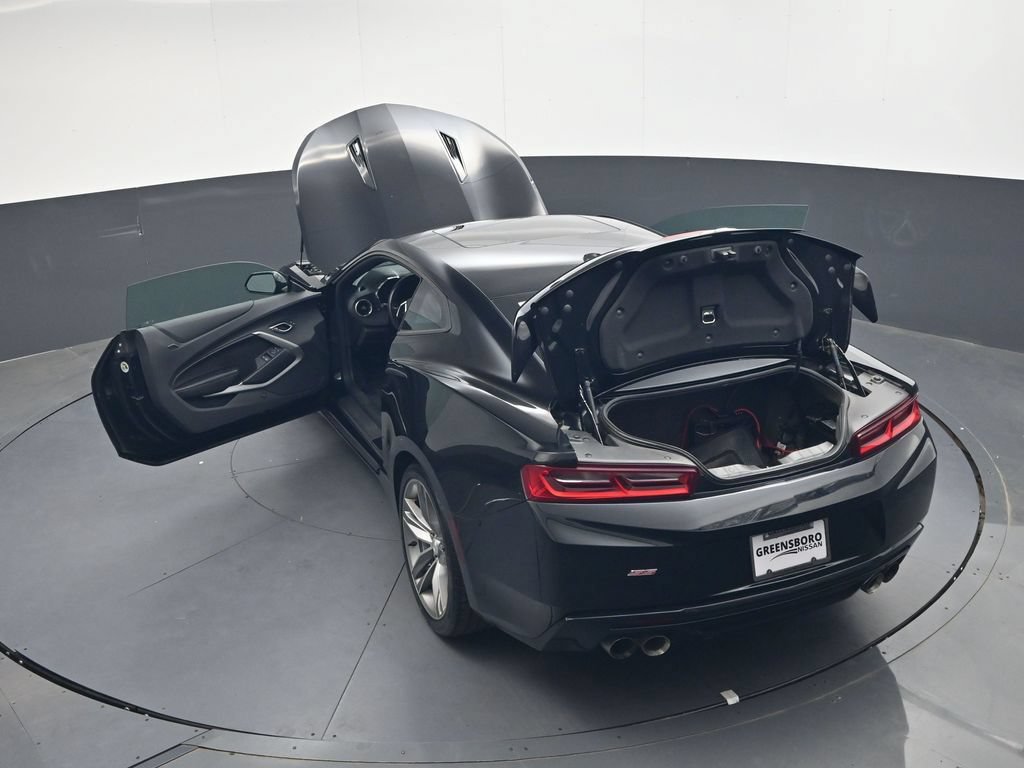 Used 2017 Chevrolet Camaro SS RWD image 42