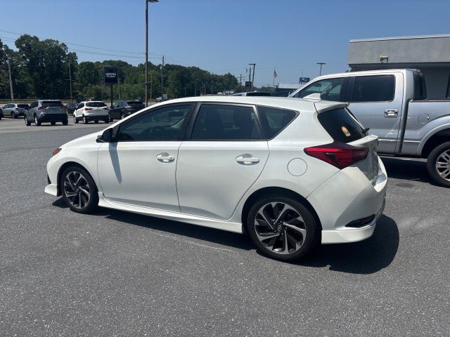 Used 2016 Scion iM FWD image 4