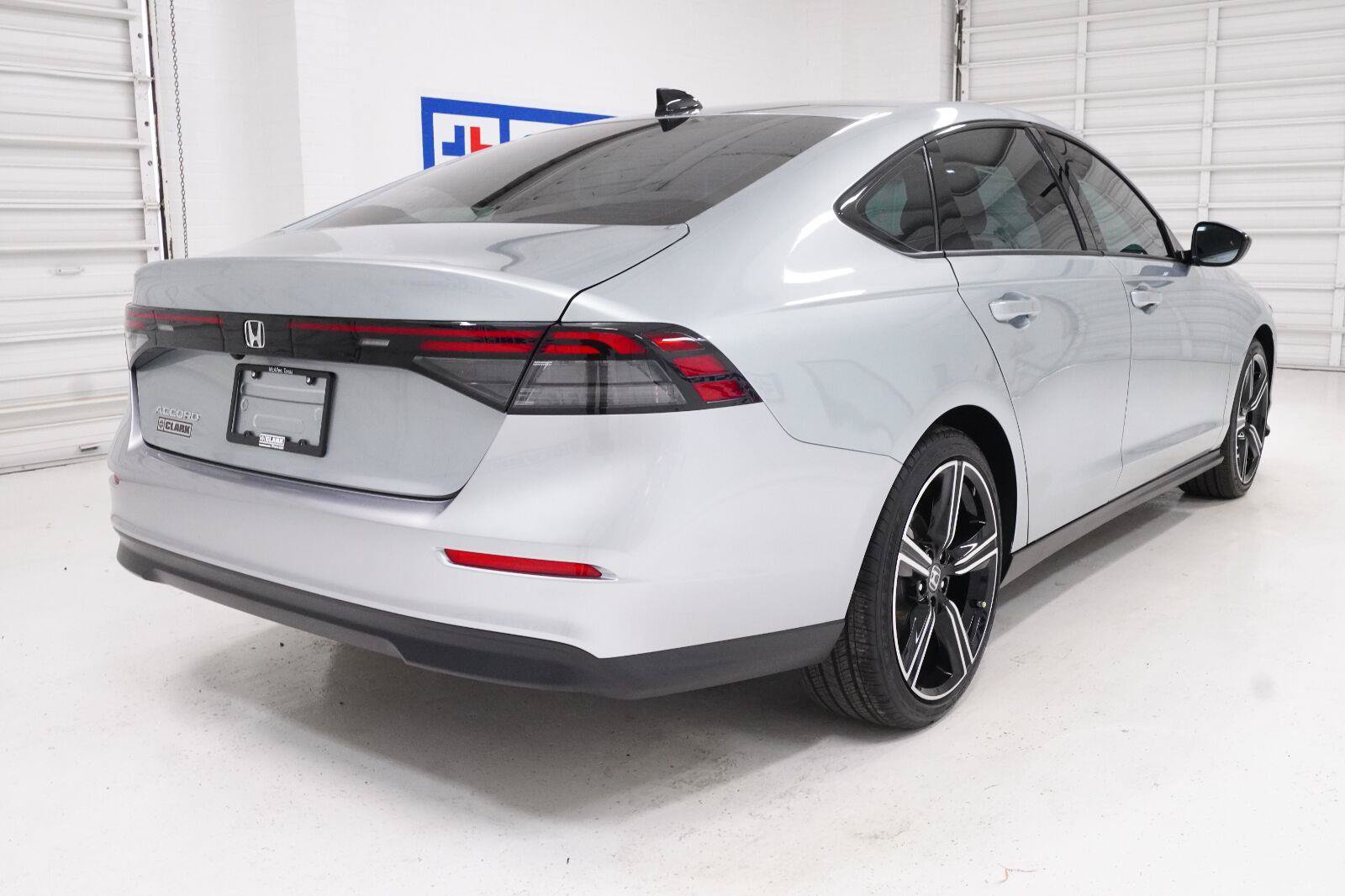Used 2026 Honda Accord SE image 29