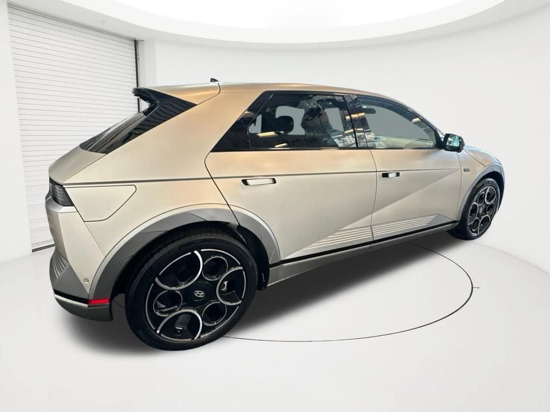 Used 2024 Hyundai Ioniq 5 Limited AWD/4WD image 5
