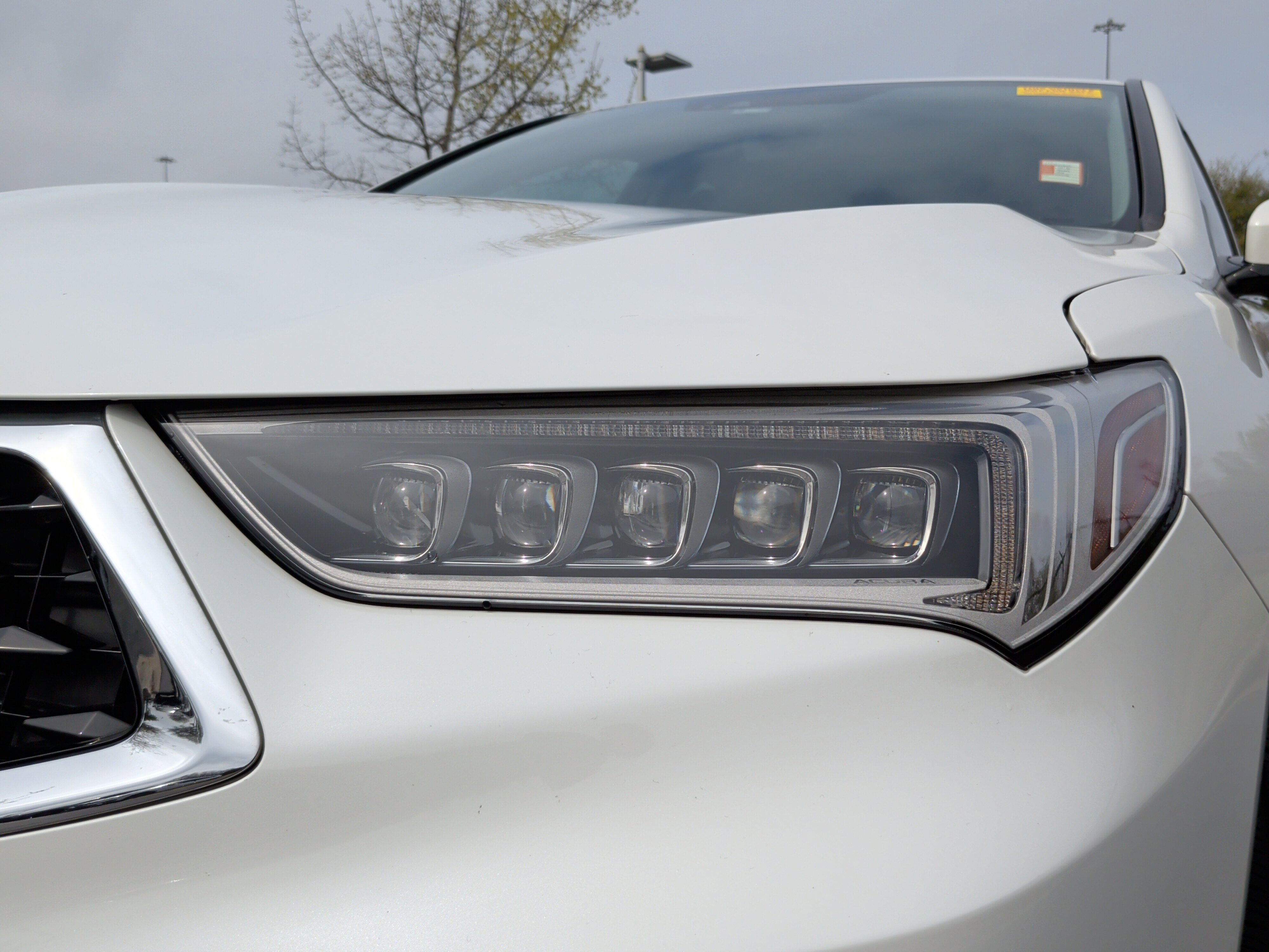 Used 2018 Acura TLX w/ Technology Package image 3