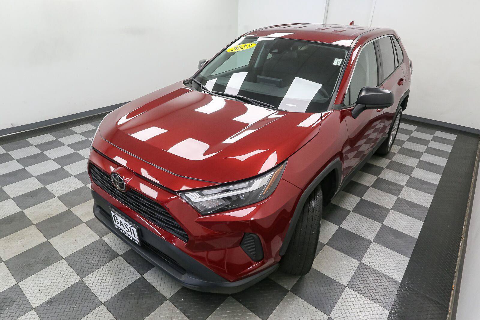 Used 2023 Toyota RAV4 LE FWD image 6