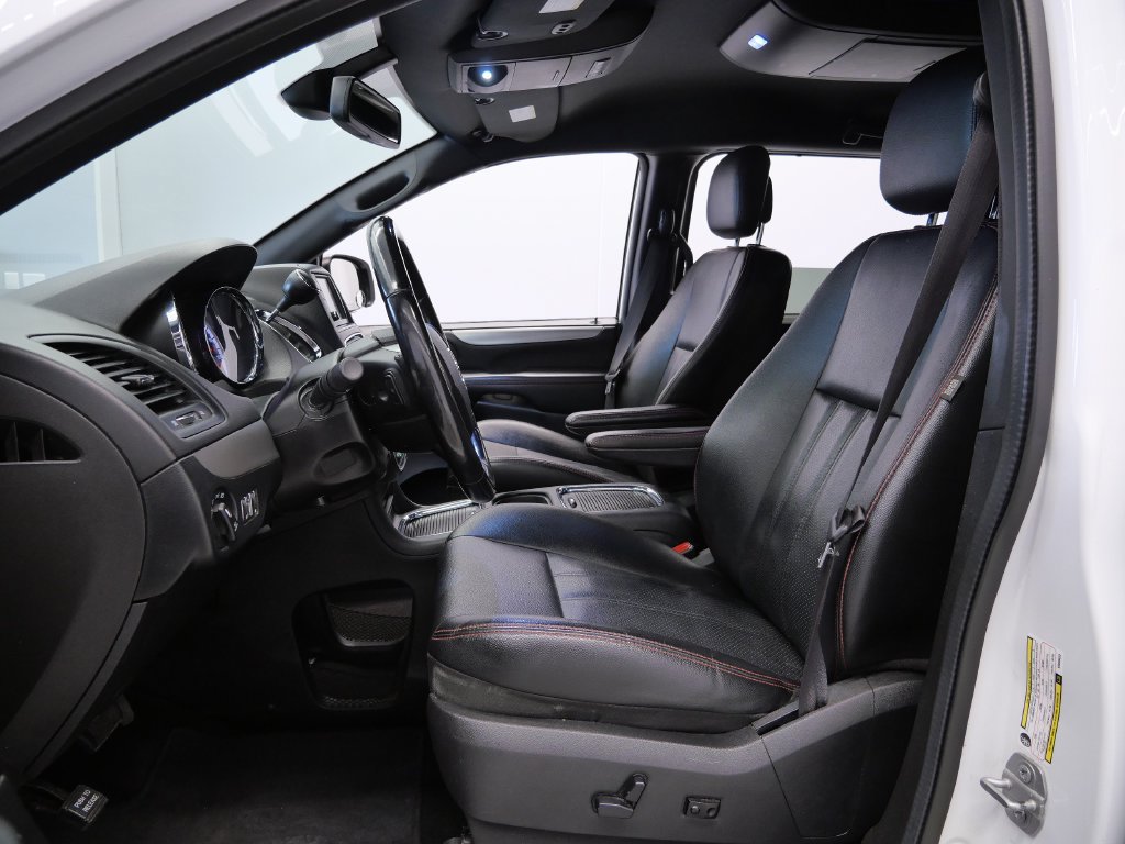 Used 2019 Dodge Grand Caravan GT FWD image 13