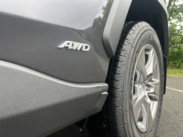 Certified 2025 Toyota RAV4 XLE AWD/4WD image 12
