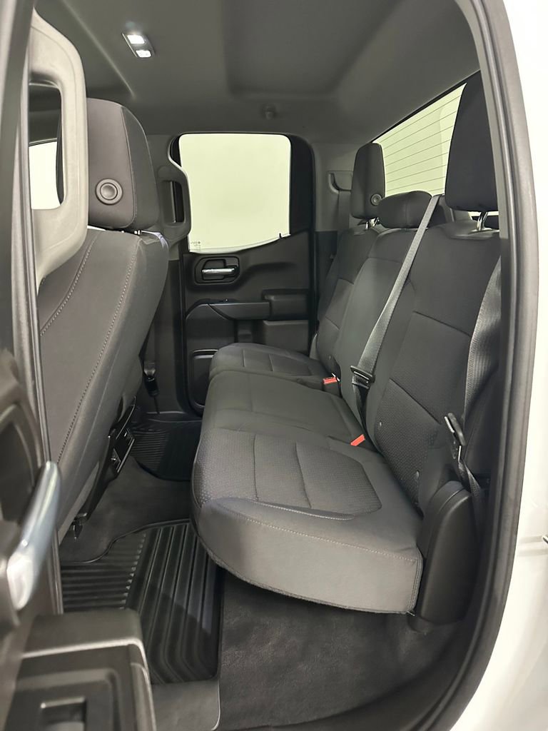 Used 2020 Chevrolet Silverado 1500 Custom w/ Custom Value Package image 25