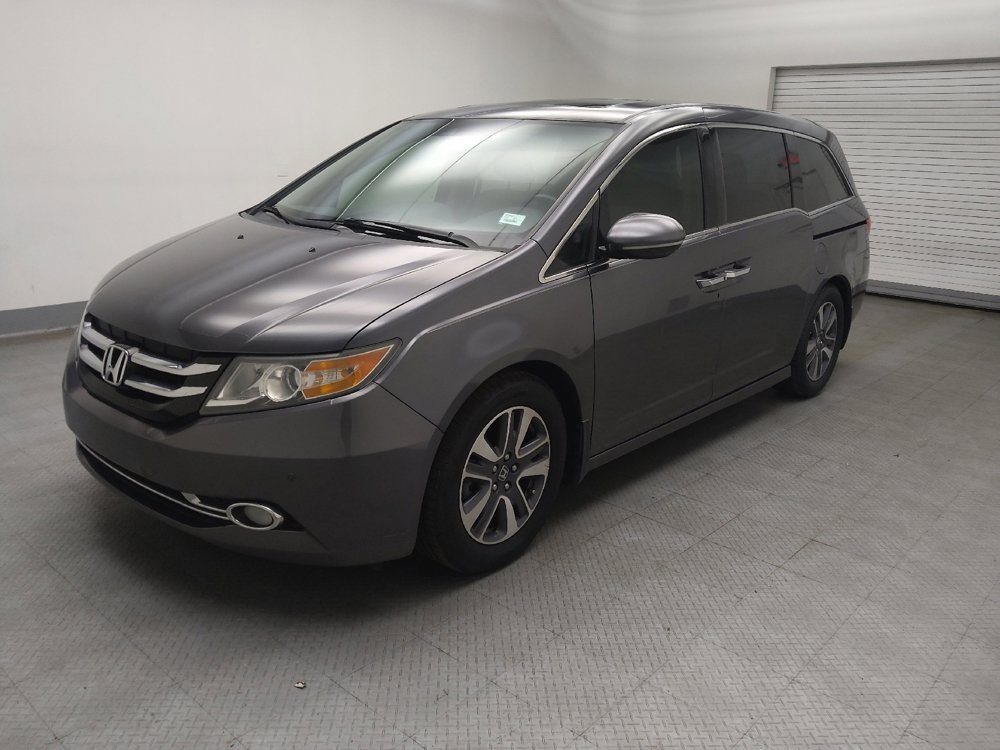 Used 2017 Honda Odyssey Touring Elite image 2