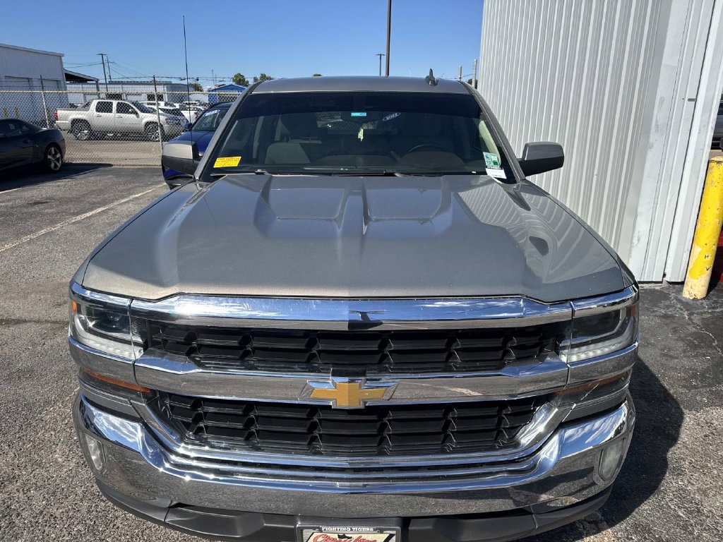 Used 2017 Chevrolet Silverado 1500 LT w/ All Star Edition RWD image 5